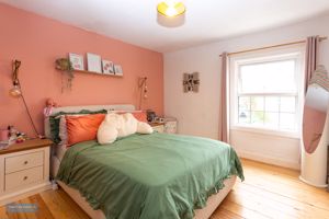 Bedroom- click for photo gallery